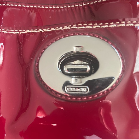 Red Coach purse - Picture 7 of 7